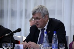 На лезвии бритвы