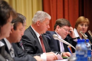 Генсовет ФНПР поддержал кандидатуру премьер-министра на президентских выборах